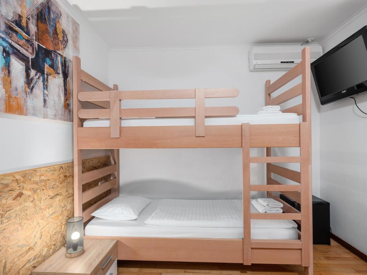 Stay In Meta Mate Split Exterior foto