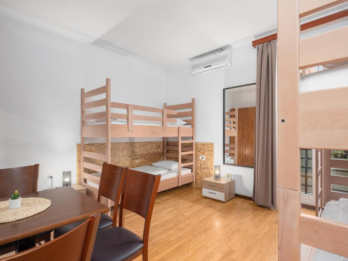 Stay In Meta Mate Split Exterior foto