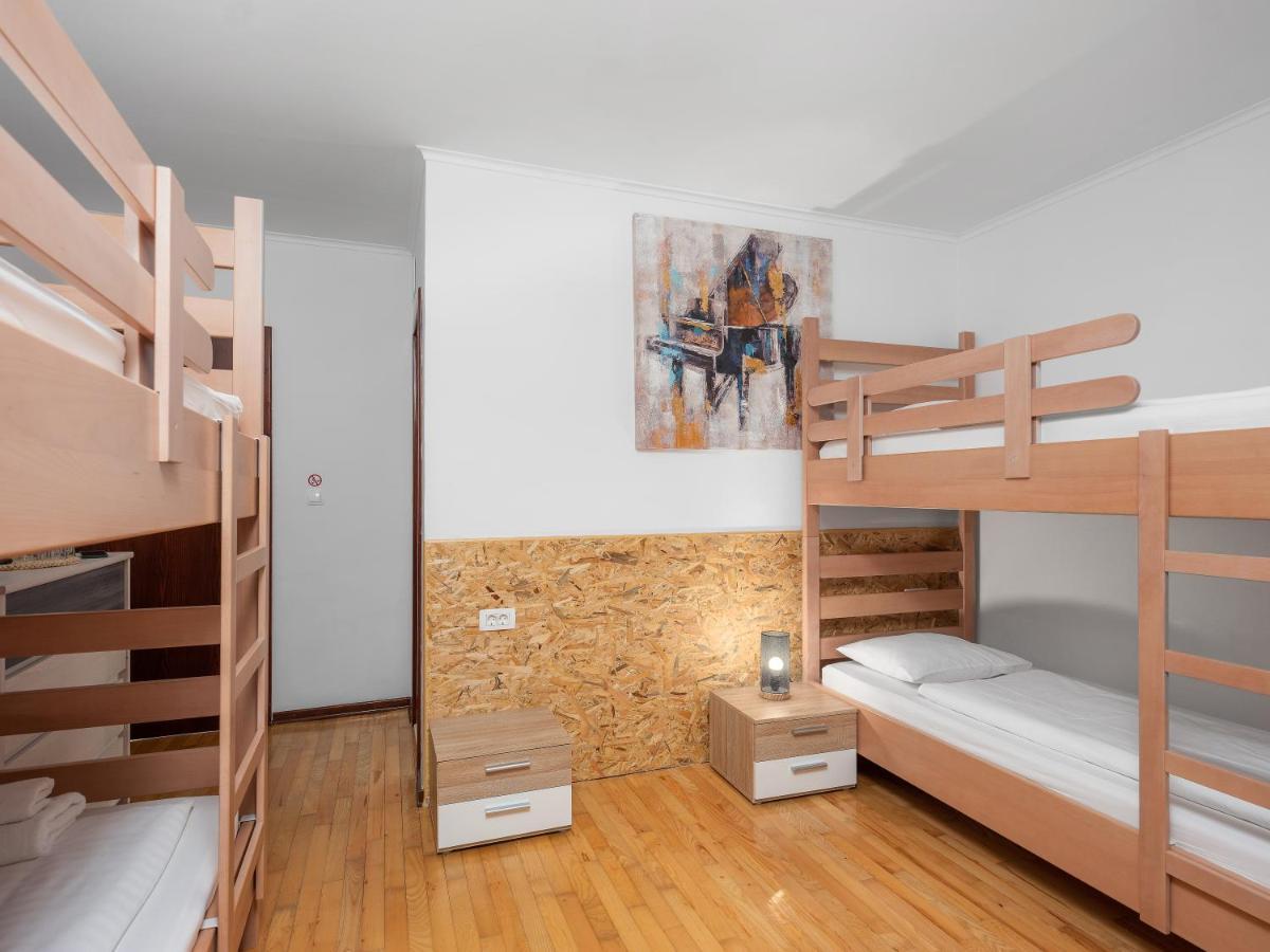Stay In Meta Mate Split Exterior foto